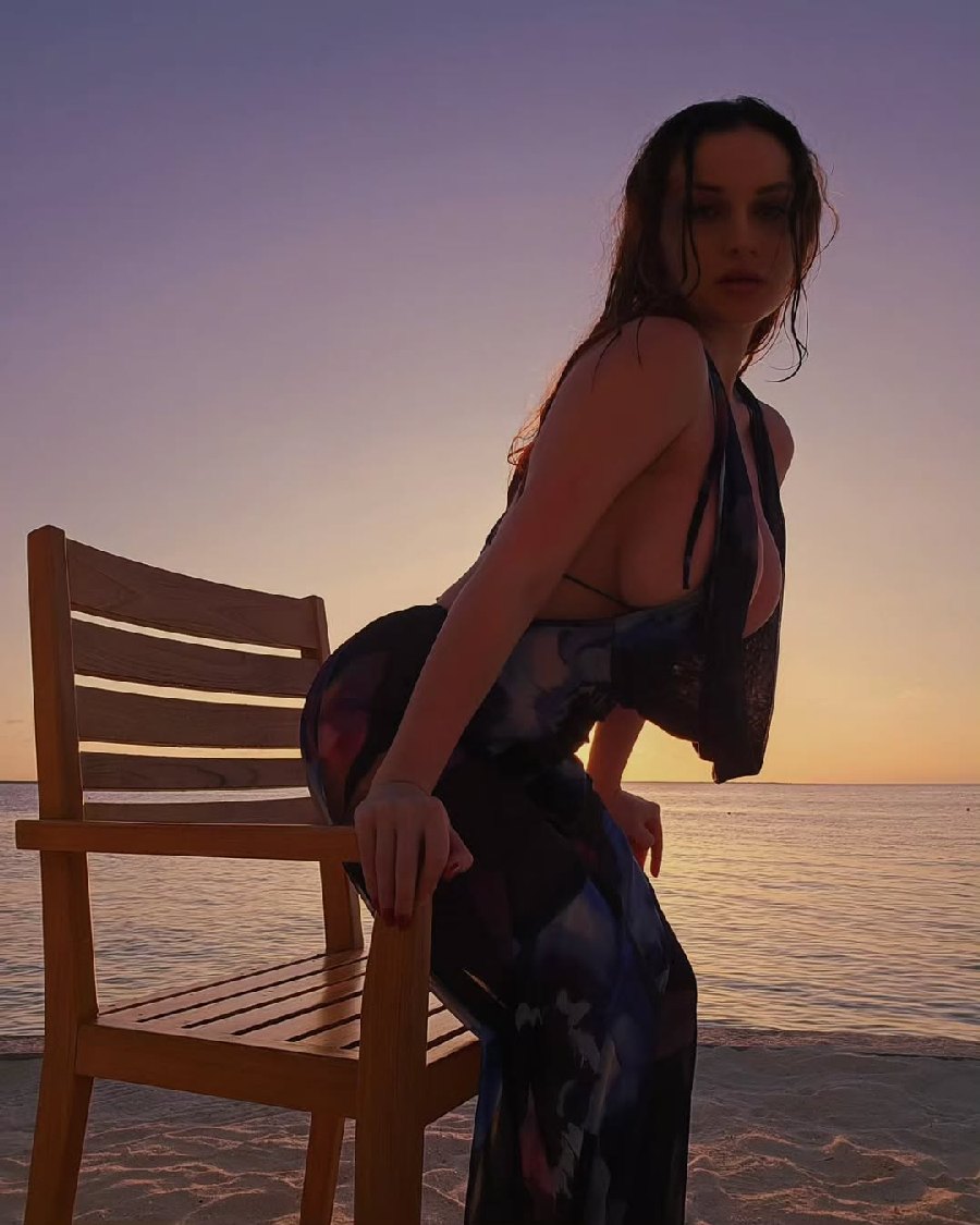 Sexy girl Miranda Faith nude in Adana